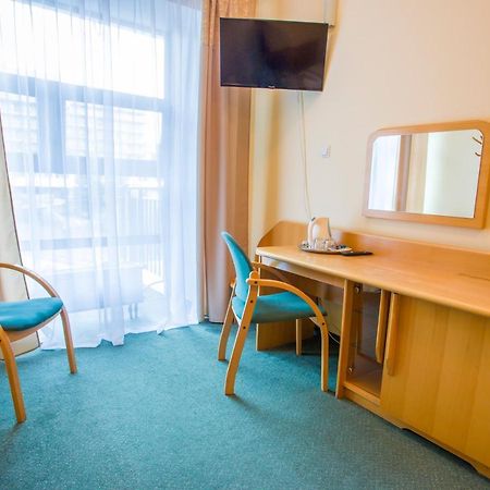 Farys - centrum Krynicy na wzgórzu wśród ciszy ze wspaniałymi tarasami widokowymi, sauna, jacuzii, siłowna, prywatny parking Krynica-Zdrój Exterior foto