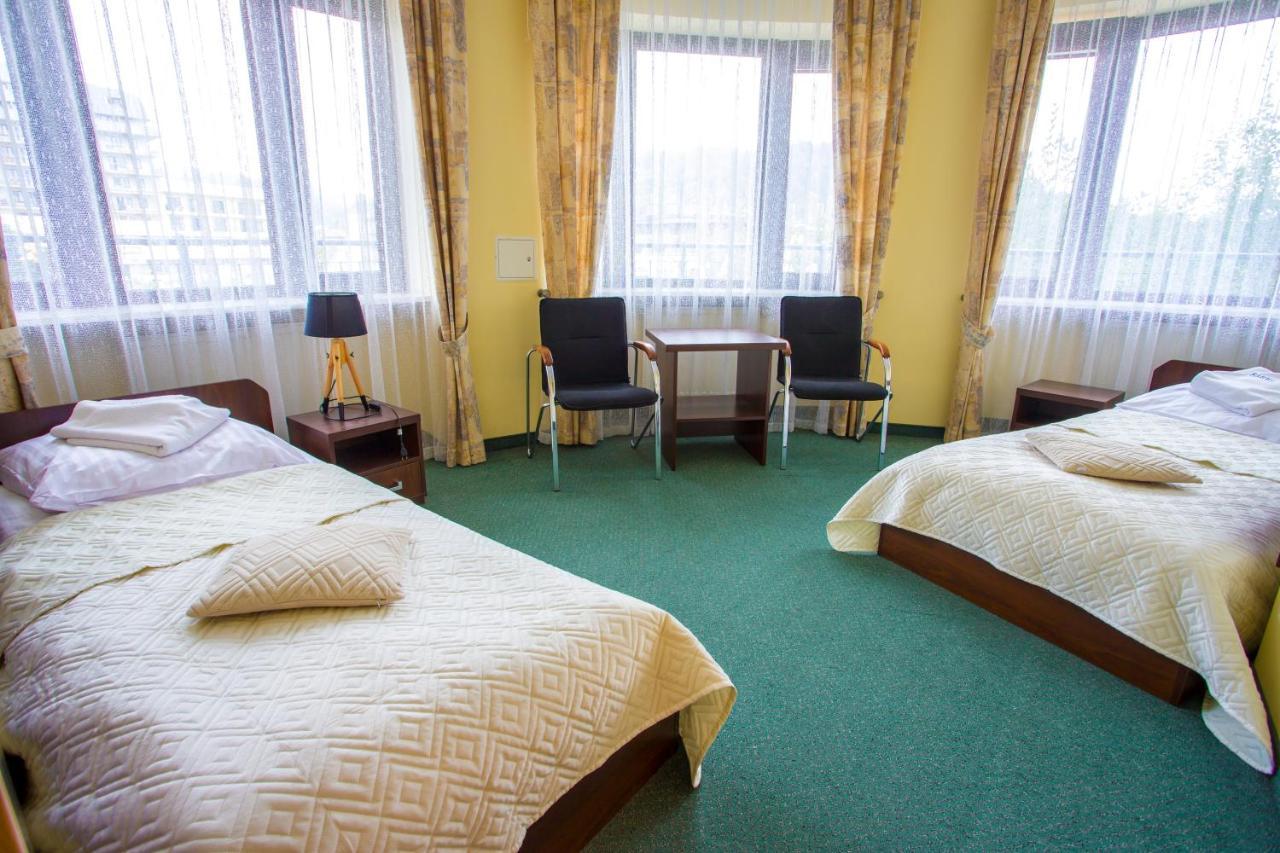 Farys - centrum Krynicy na wzgórzu wśród ciszy ze wspaniałymi tarasami widokowymi, sauna, jacuzii, siłowna, prywatny parking Krynica-Zdrój Exterior foto